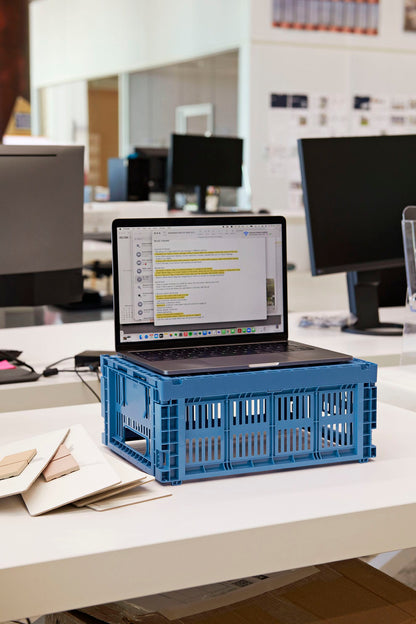 COLOUR CRATE M / 2023