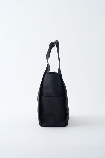 UTILITY MINIMAL NYLON TOTE (L)【031602】