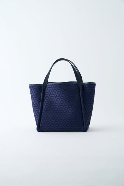 KAGOME EMBOSS BONDING TOTE (L)　【031603】